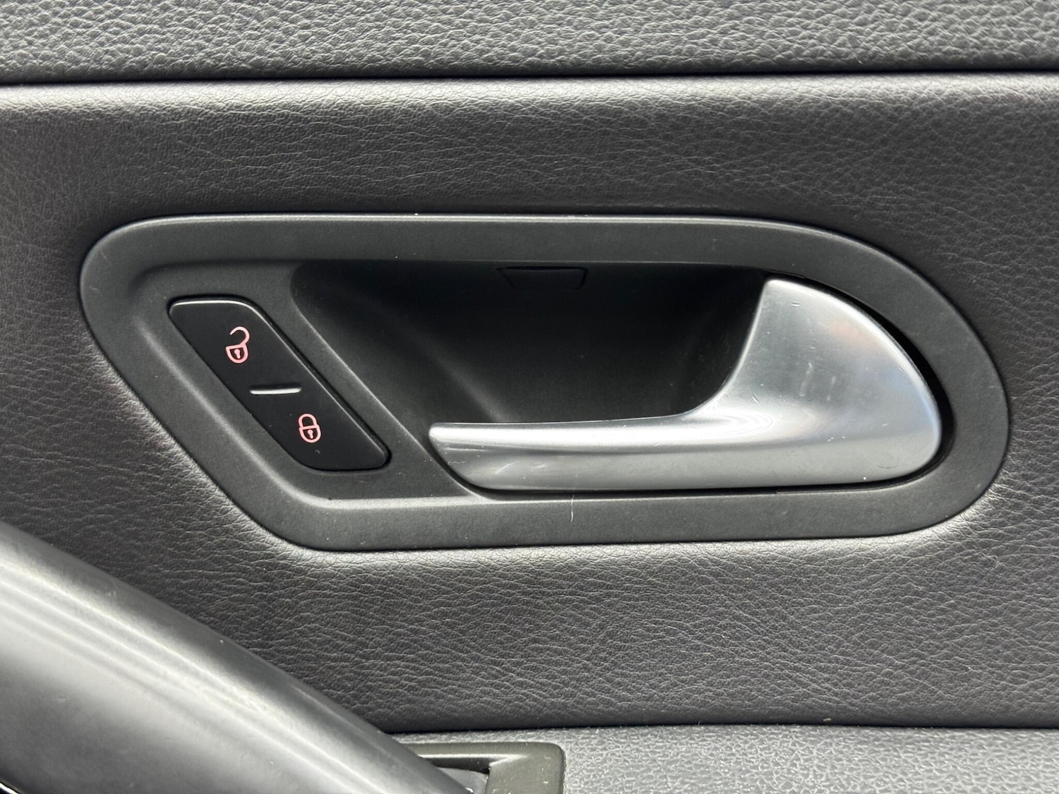 Used Volkswagen Scirocco for sale - 77484470: Photo 41