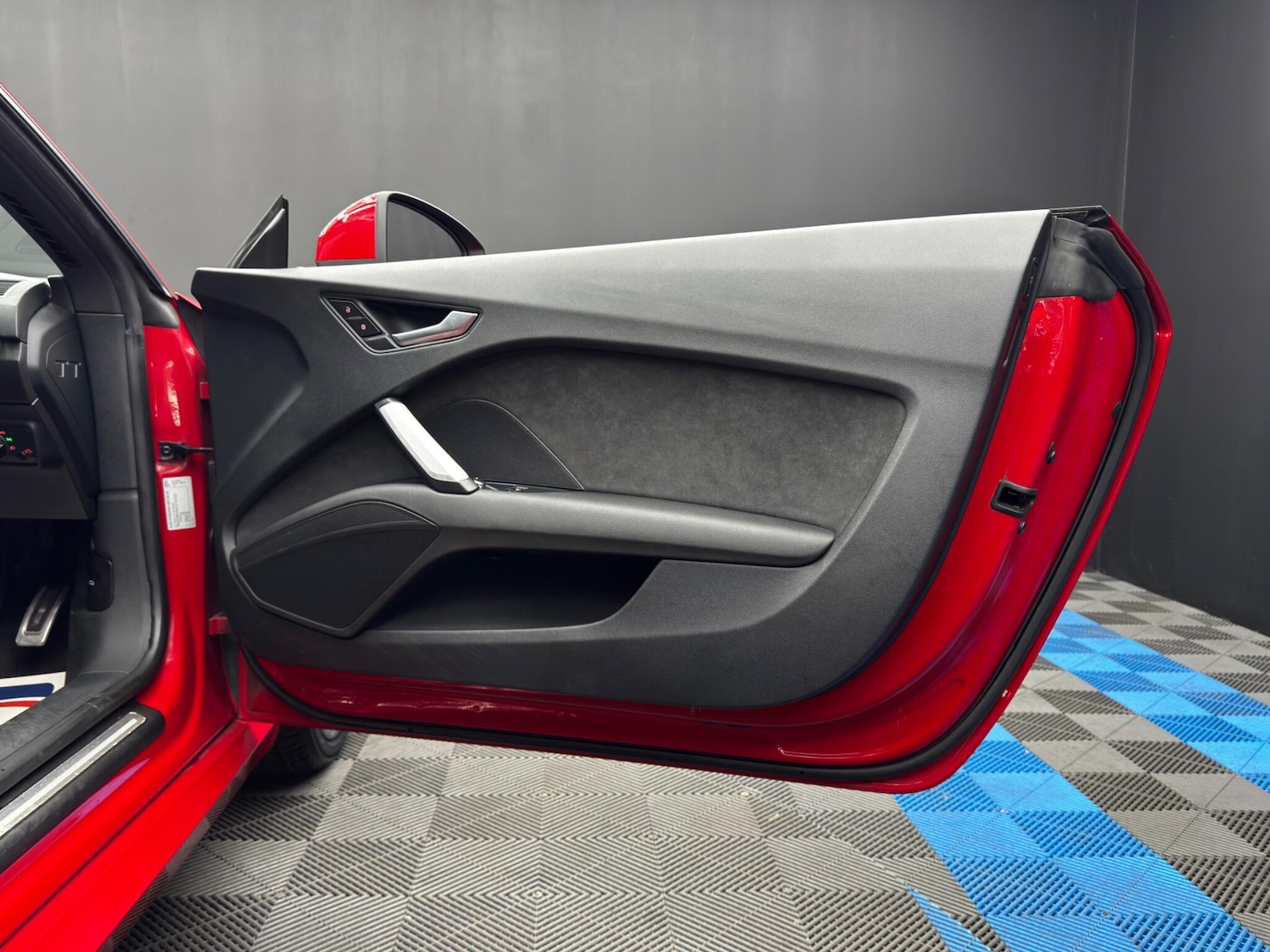 Used Audi TT for sale - 78205269: Photo 36