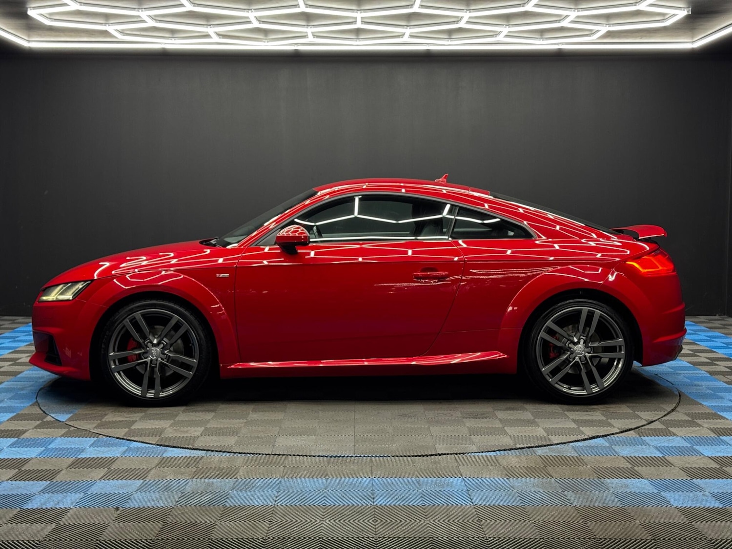 Used Audi TT for sale - 78205269: Photo 8