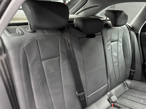 Used Audi A4 Avant 2019 for sale - 74862351: Photo 15