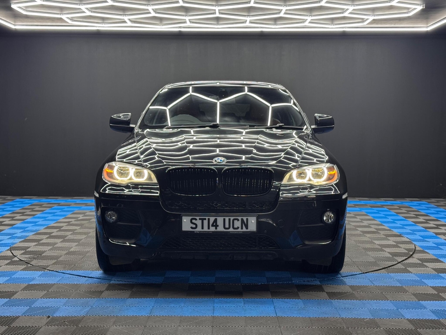 Used BMW X6 2014 for sale - 76349908: Photo 2