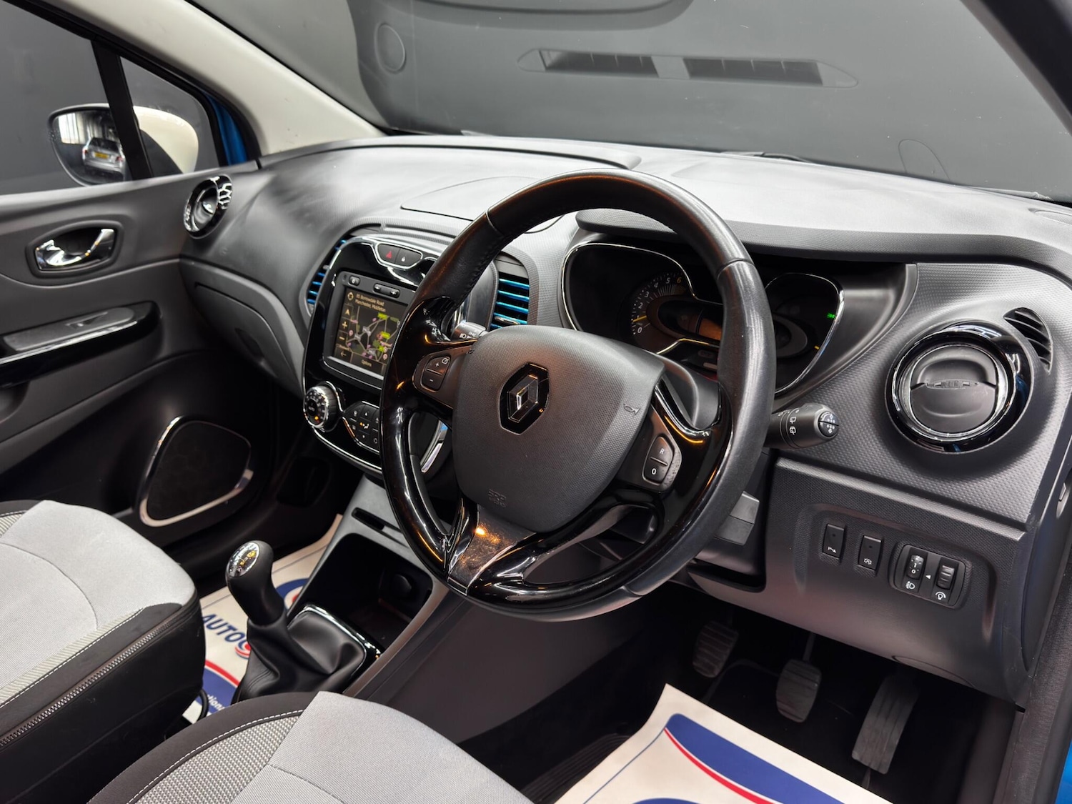 Used Renault Captur 2013 for sale - 76584824: Photo 9