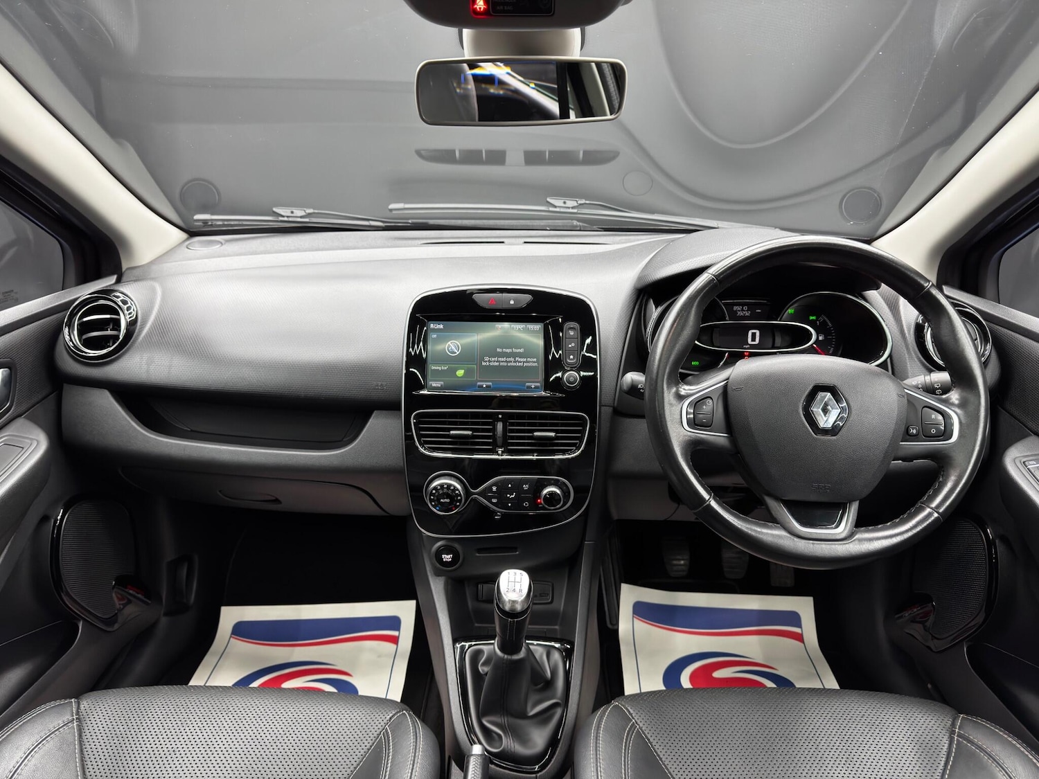 Used Renault Clio 2017 for sale - 76440724: Photo 10