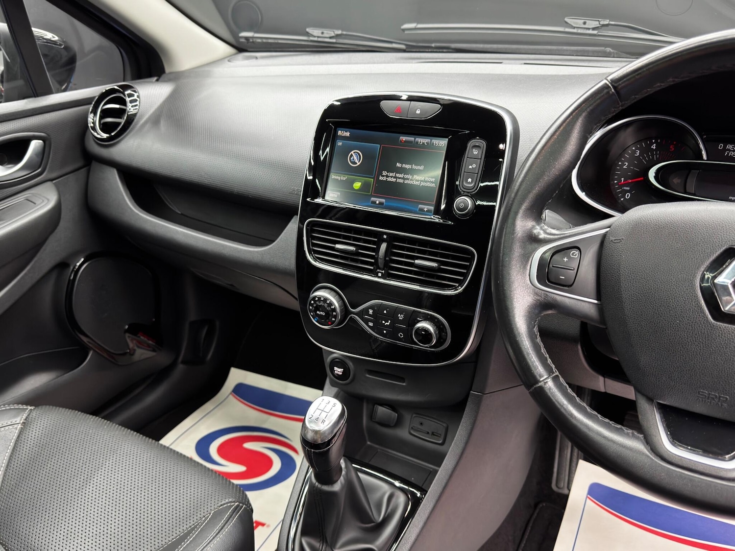 Used Renault Clio 2017 for sale - 76440724: Photo 23