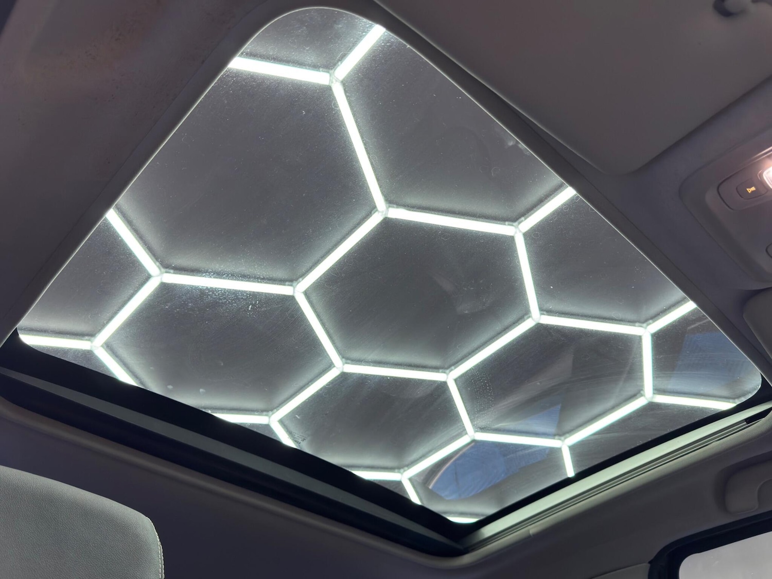 Used Renault Clio 2017 for sale - 76440724: Photo 33