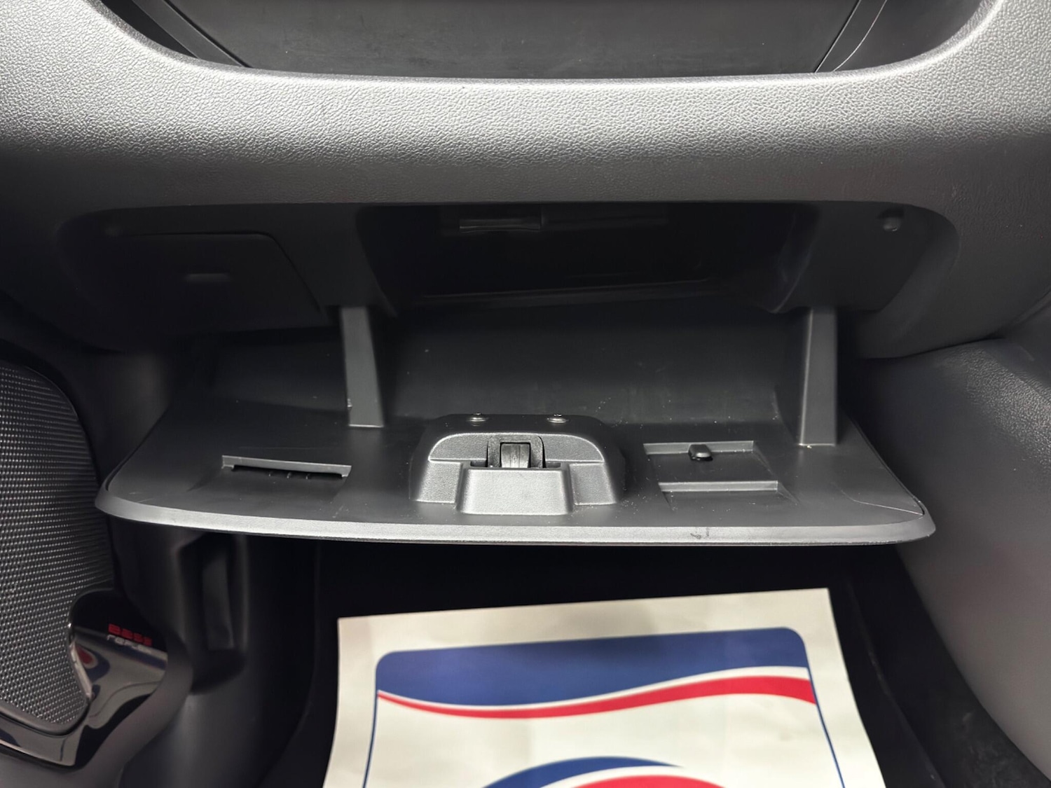 Used Renault Clio 2017 for sale - 76440724: Photo 35