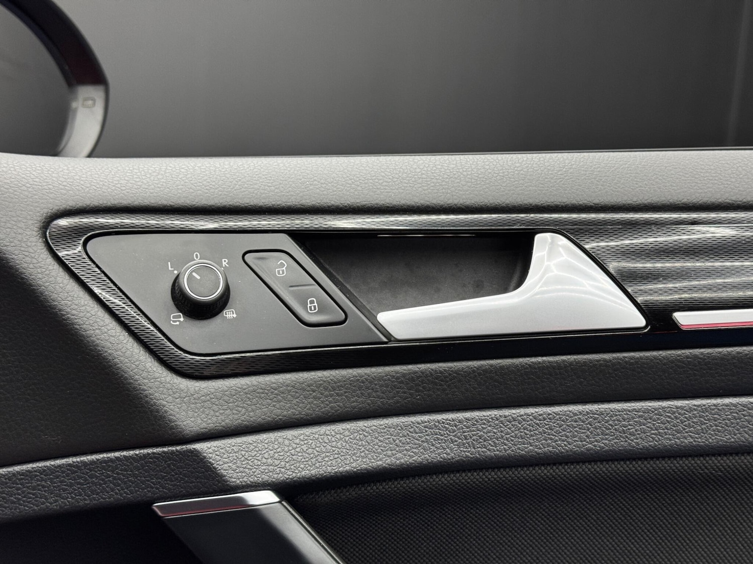 Used Volkswagen Golf 2015 for sale - 77696284: Photo 40