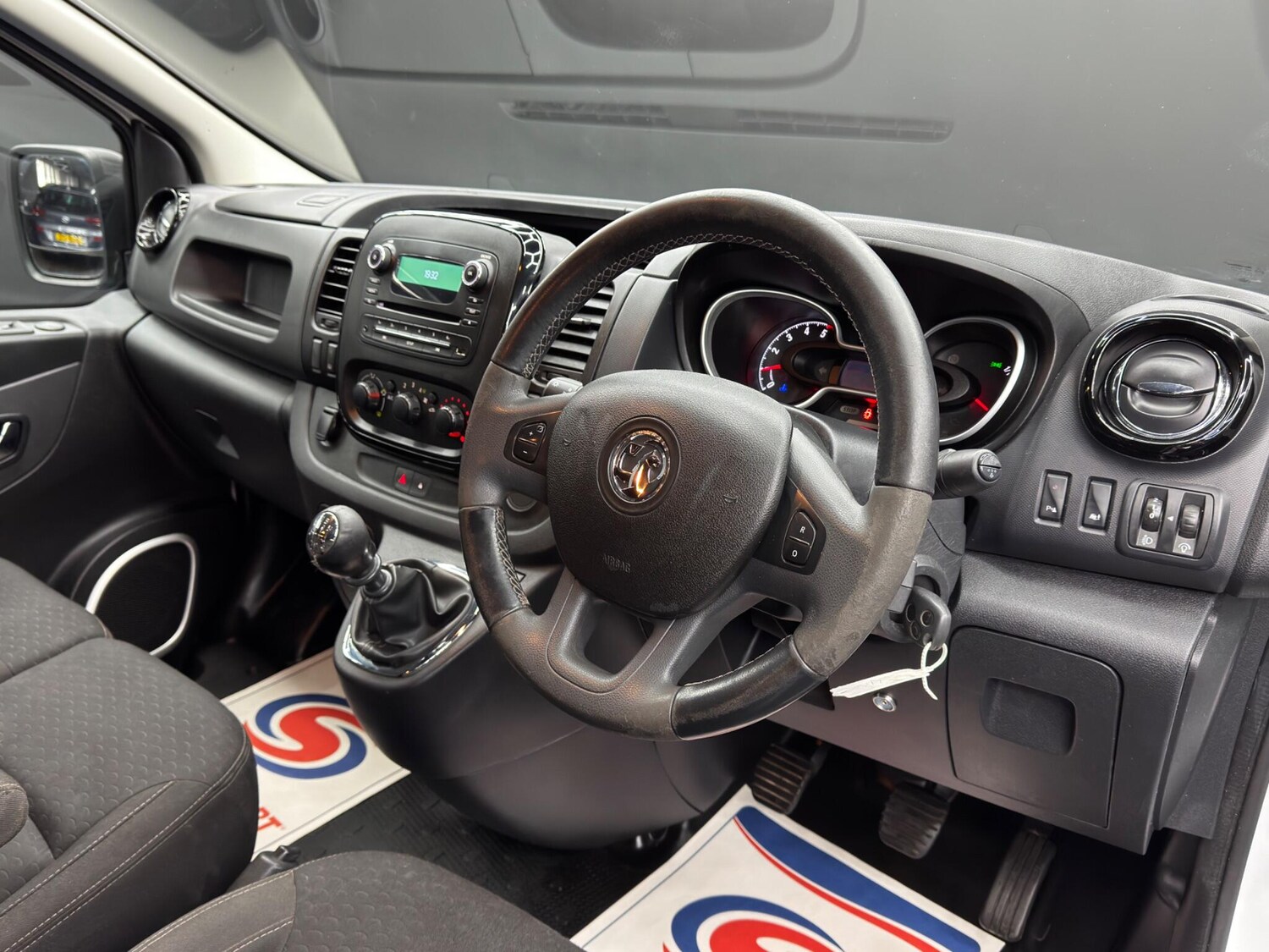 Used Vauxhall Vivaro 2019 for sale - 77496586: Photo 9