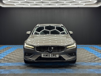 Used Volvo V60 2019 for sale - 78878413: Photo