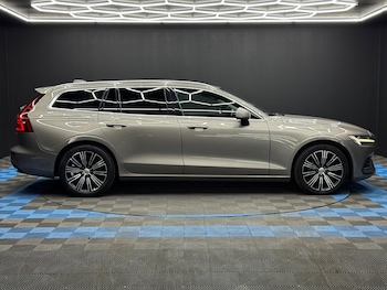 Used Volvo V60 2019 for sale - 78878413: Photo