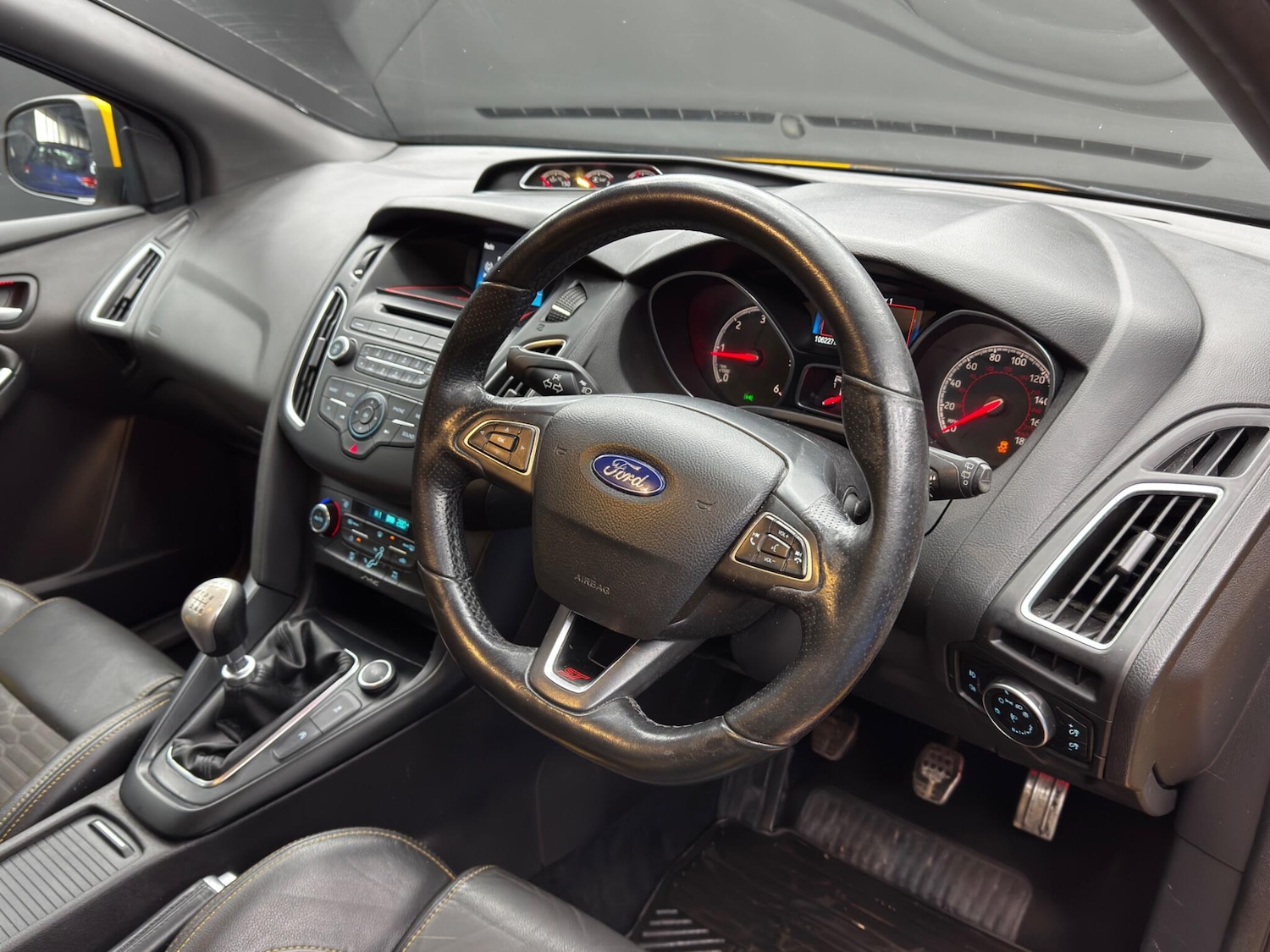 Used Ford Focus 2015 for sale - 77143348: Photo 9