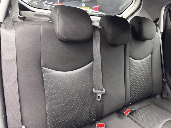 Used Vauxhall Viva 2016 for sale - 76282655: Photo 15