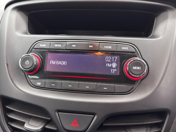 Used Vauxhall Viva 2016 for sale - 76282655: Photo 29