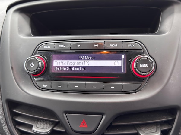 Used Vauxhall Viva 2016 for sale - 76282655: Photo 32