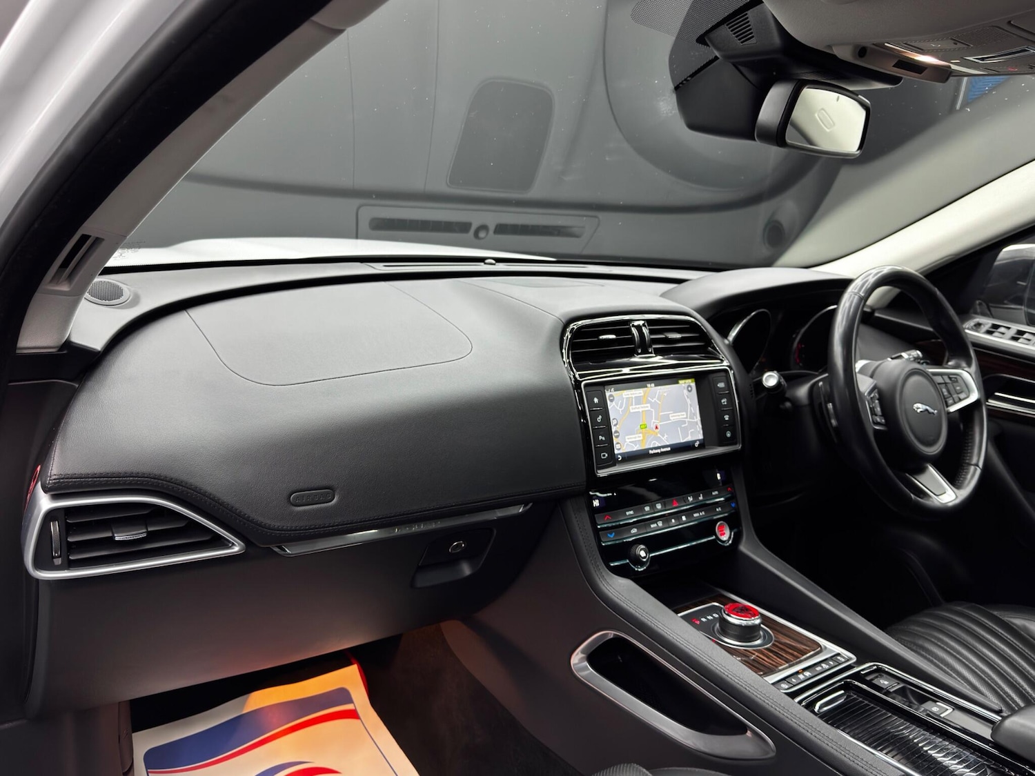 Used Jaguar F-Pace 2018 for sale - 76499776: Photo 11