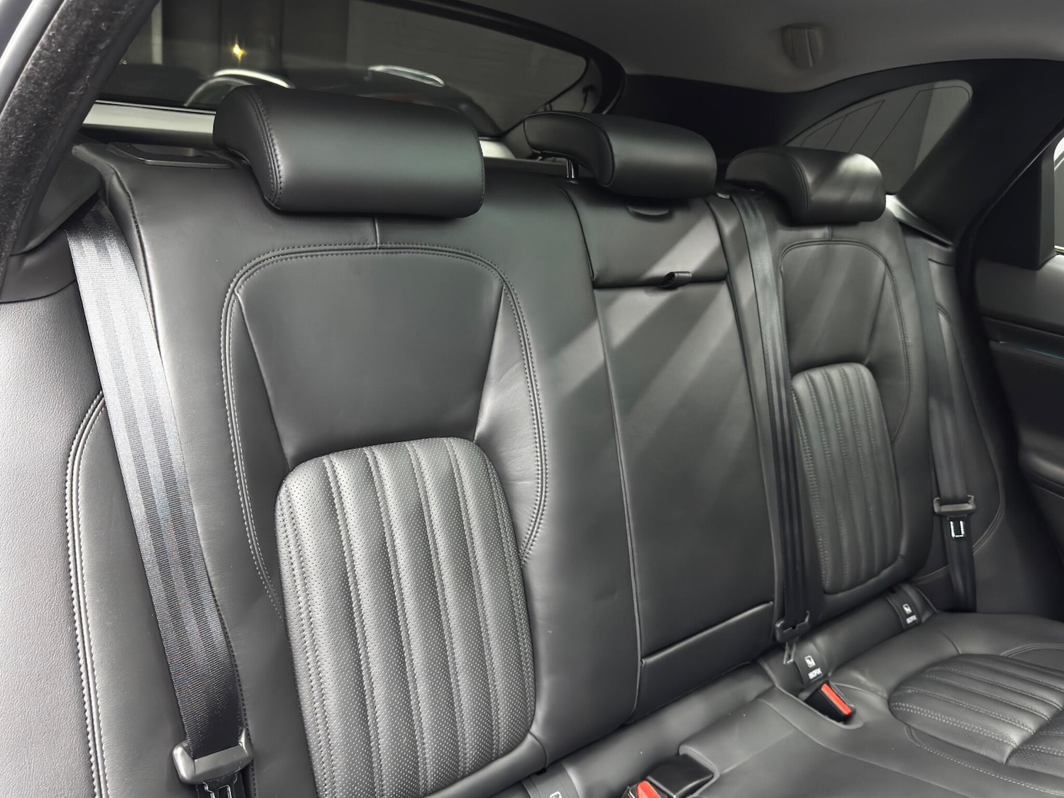 Used Jaguar F-Pace 2018 for sale - 76499776: Photo 15