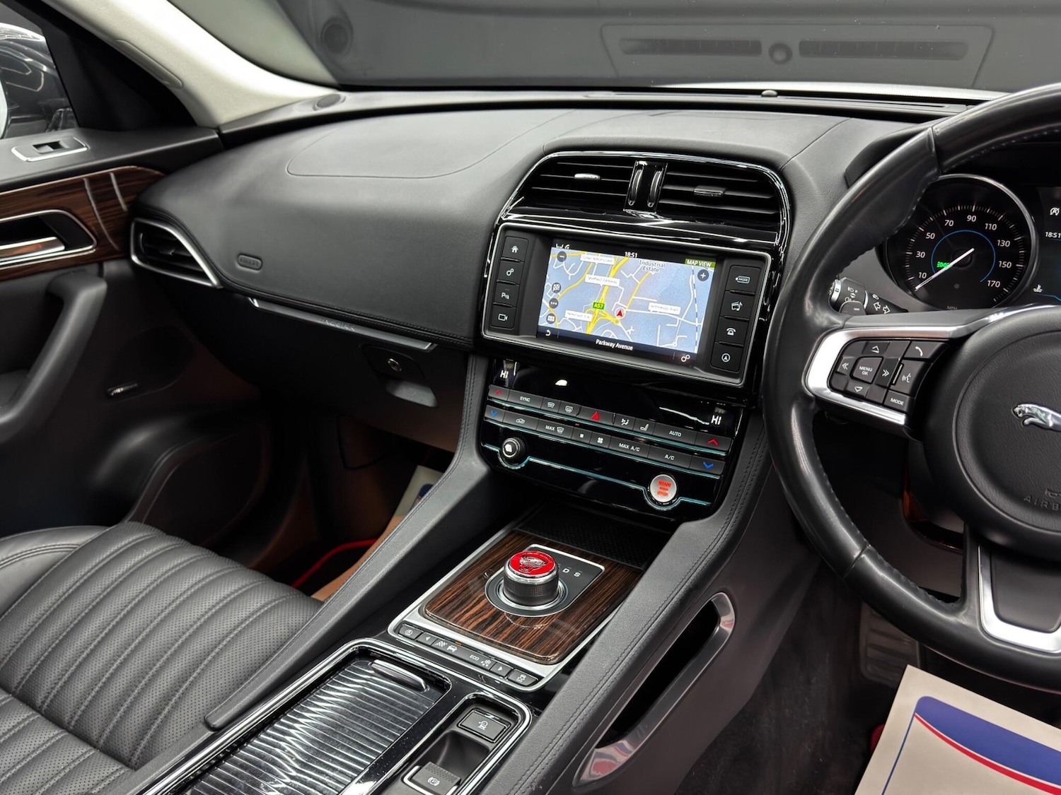 Used Jaguar F-Pace 2018 for sale - 76499776: Photo 23