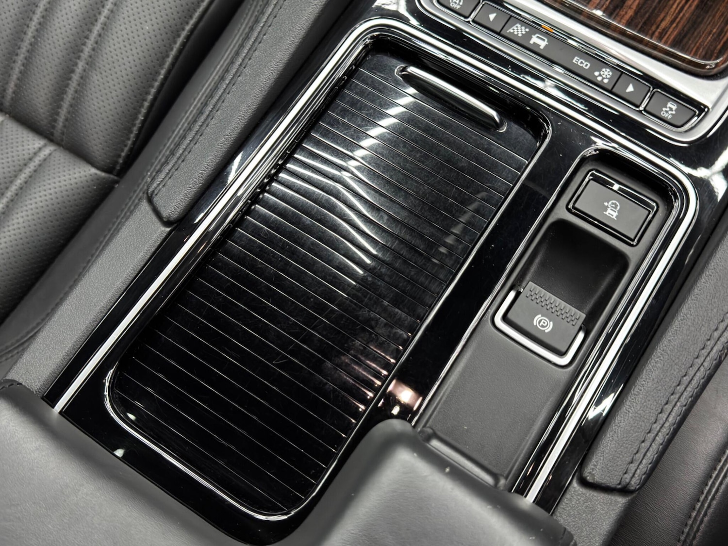 Used Jaguar F-Pace 2018 for sale - 76499776: Photo 24