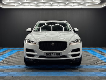 Used Jaguar F-Pace 2017 for sale - 76499776: Photo