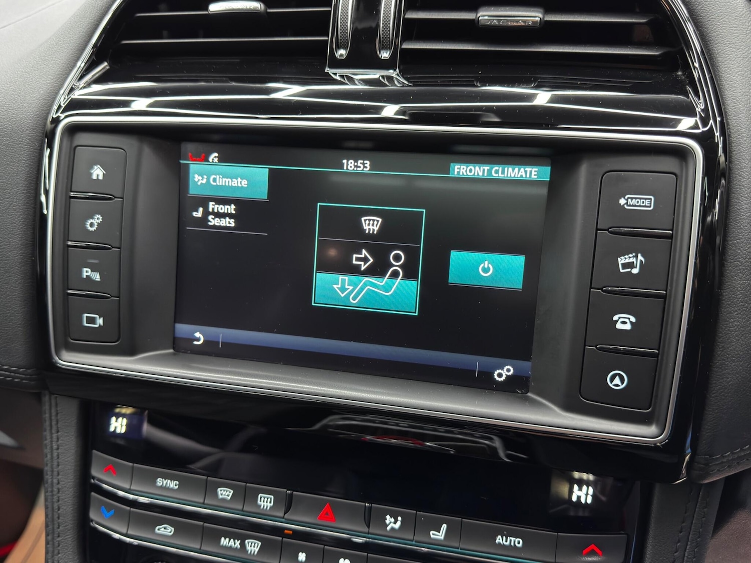 Used Jaguar F-Pace 2018 for sale - 76499776: Photo 33