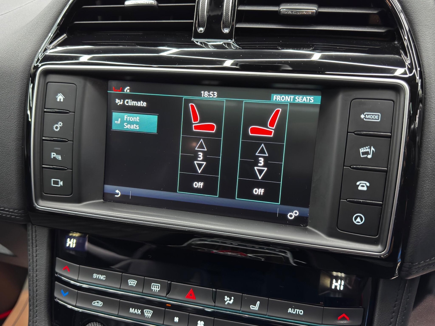 Used Jaguar F-Pace 2018 for sale - 76499776: Photo 34