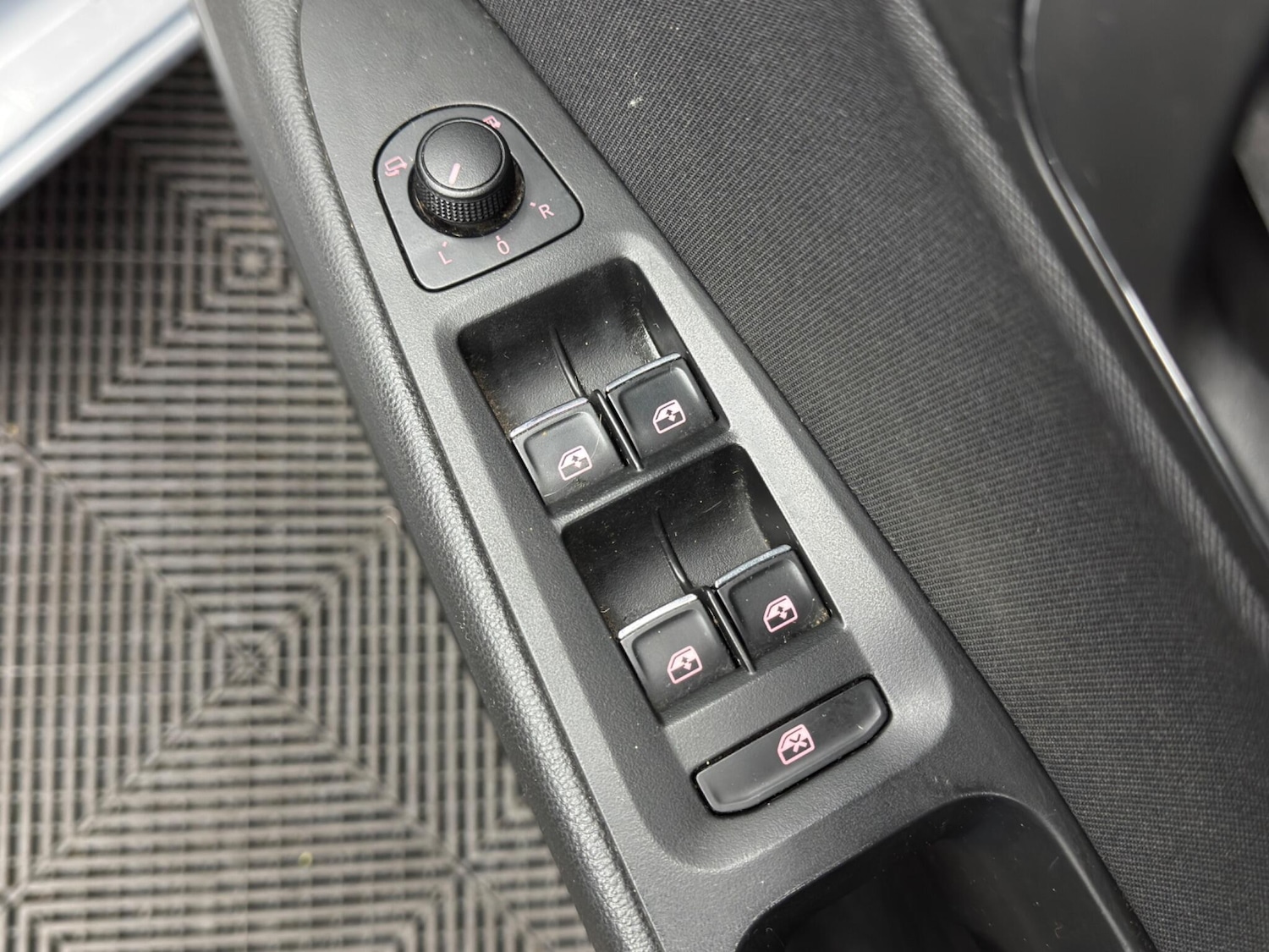 Used SEAT Leon for sale - 77695976: Photo 38