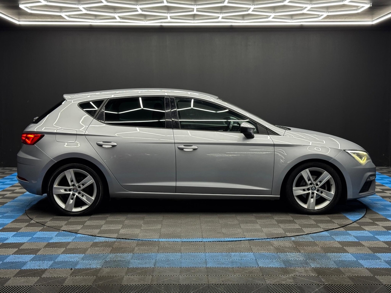 Used SEAT Leon for sale - 77695976: Photo 4