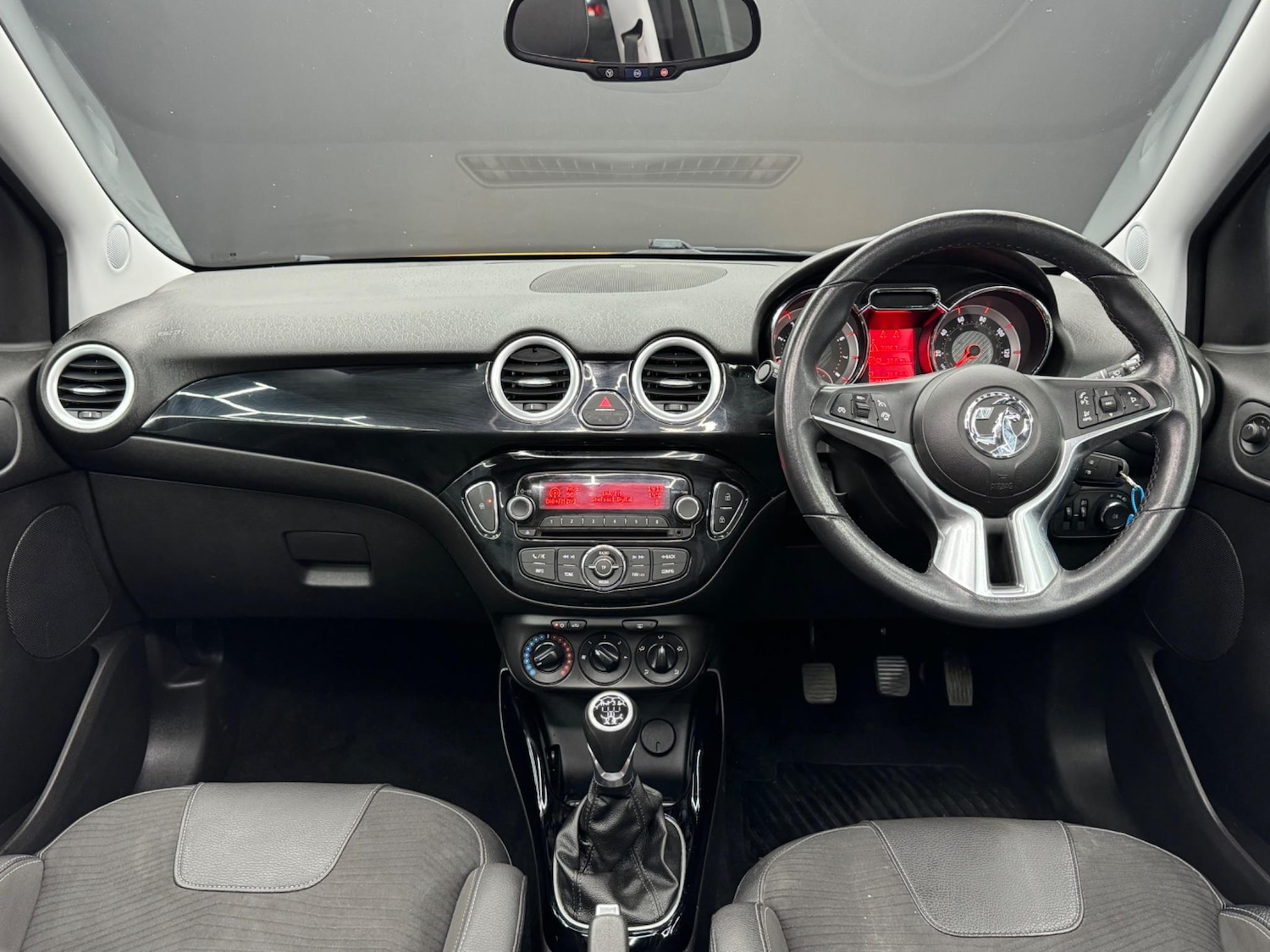 Used Vauxhall ADAM 2018 for sale - 76607175: Photo 10
