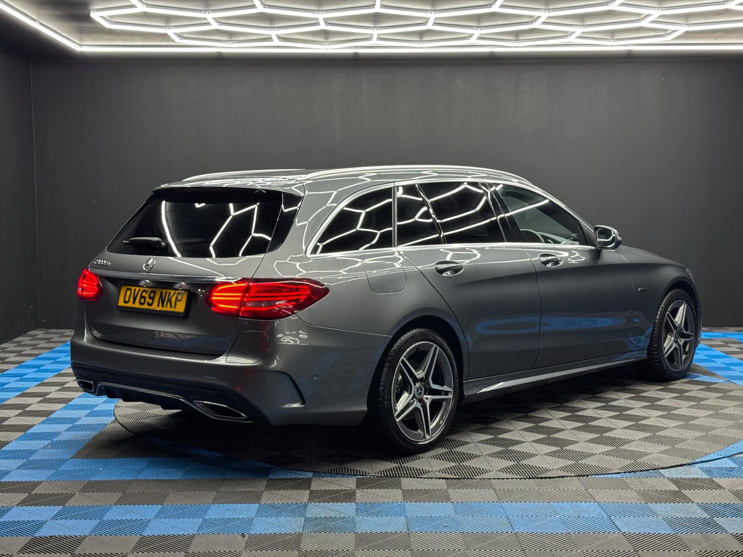 Used Mercedes-Benz C Class 2019 for sale - 77612511: Photo 5