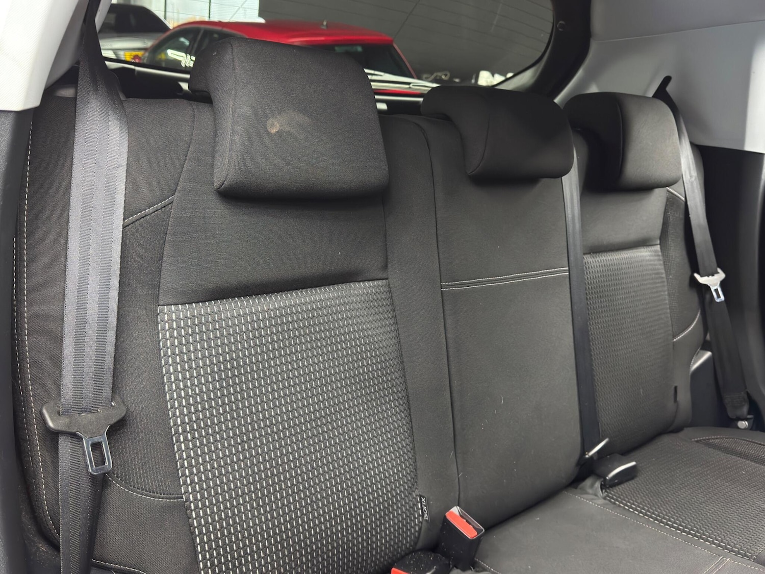 Used Peugeot 208 2016 for sale - 76688946: Photo 15