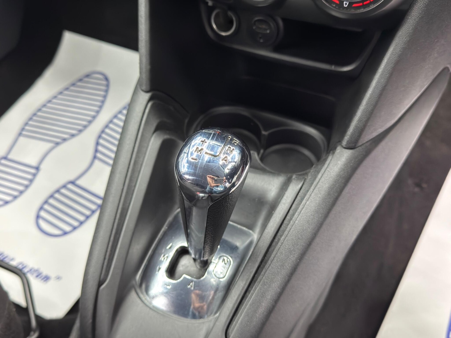 Used Peugeot 208 2016 for sale - 76688946: Photo 25