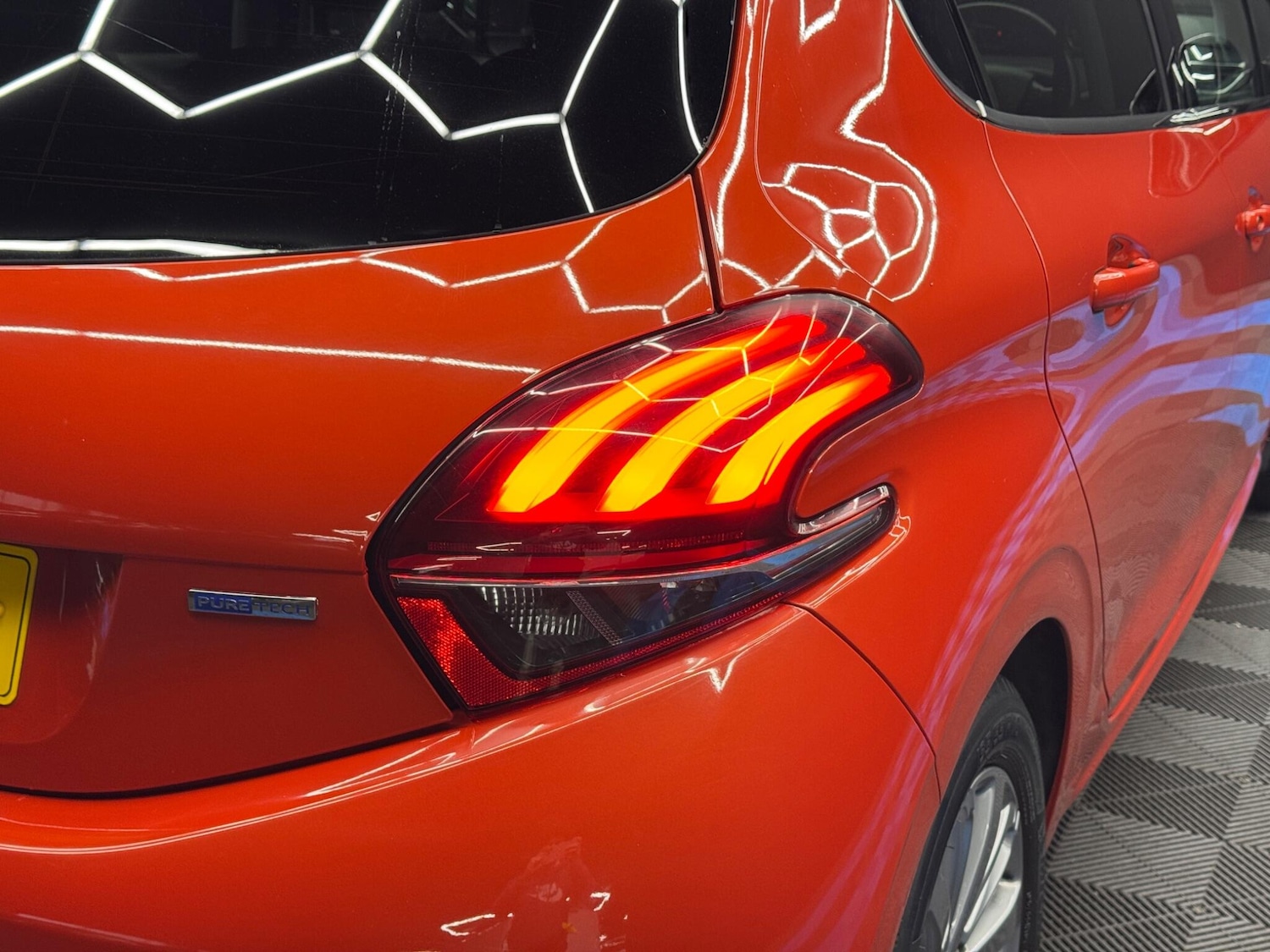 Used Peugeot 208 2016 for sale - 76688946: Photo 41