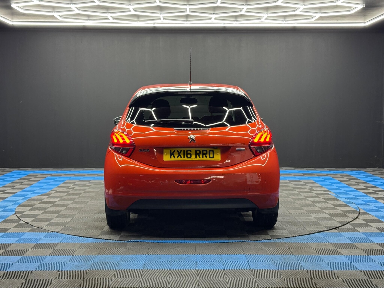 Used Peugeot 208 2016 for sale - 76688946: Photo 6