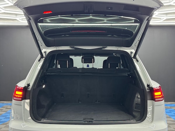 Used Volkswagen Touareg 2019 for sale - 75782073: Photo 38