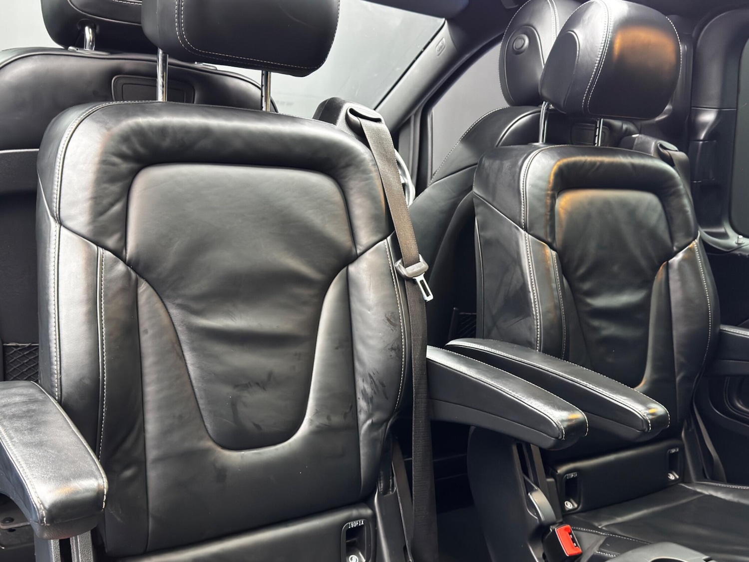 Used Mercedes-Benz V-Class 2018 for sale - 76824564: Photo 16