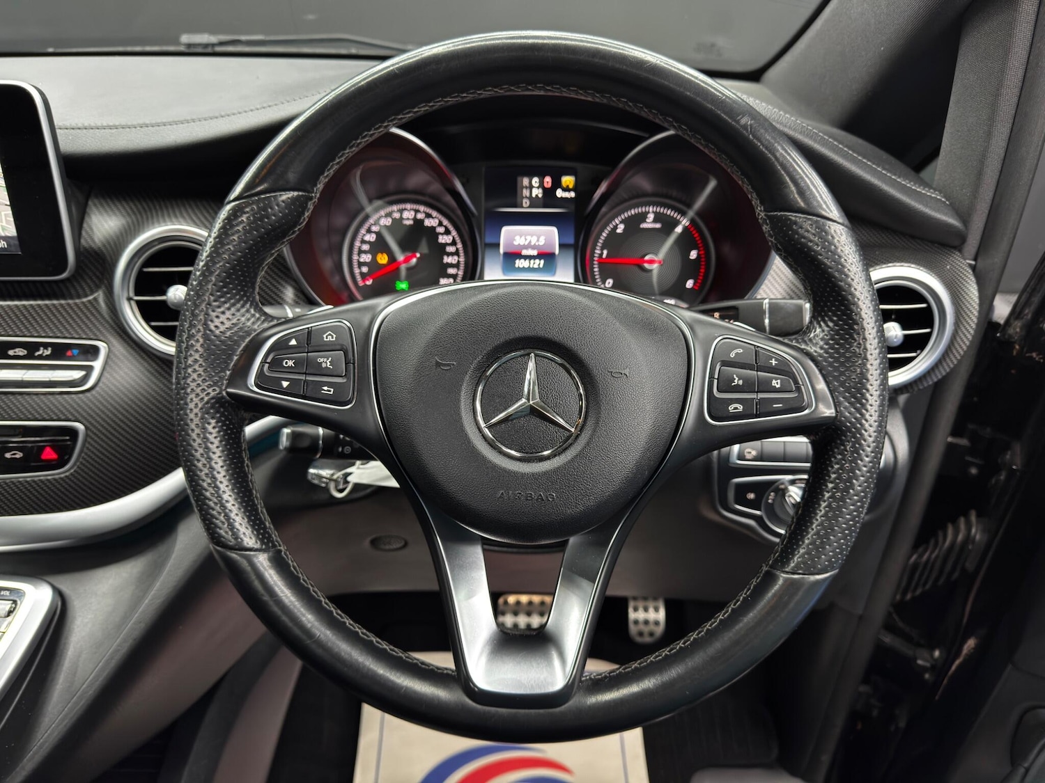 Used Mercedes-Benz V-Class 2018 for sale - 76824564: Photo 21