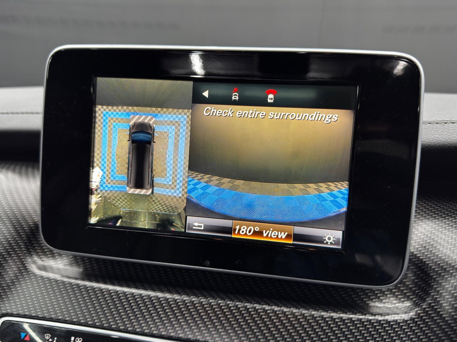 Used Mercedes-Benz V-Class 2018 for sale - 76824564: Photo 35