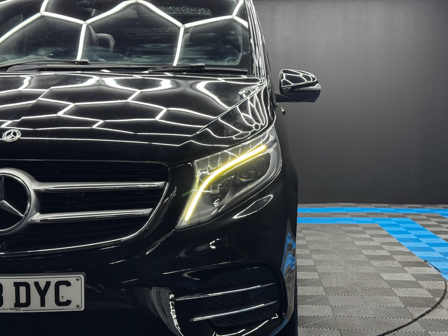 Used Mercedes-Benz V-Class 2018 for sale - 76824564: Photo 46