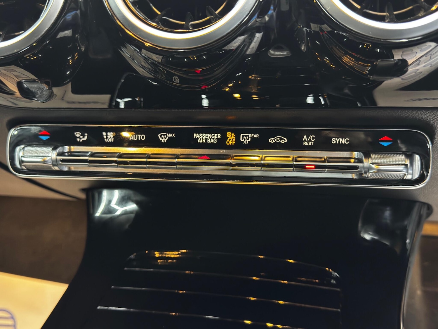 Used Mercedes-Benz A-Class 2019 for sale - 76377943: Photo 27