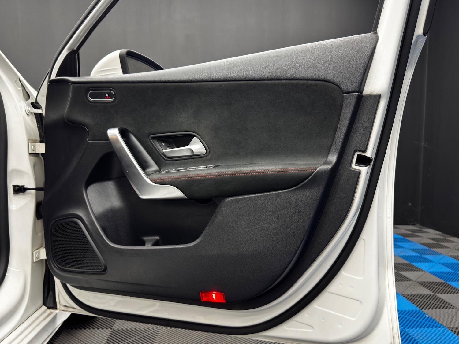 Used Mercedes-Benz A-Class 2019 for sale - 76377943: Photo 41