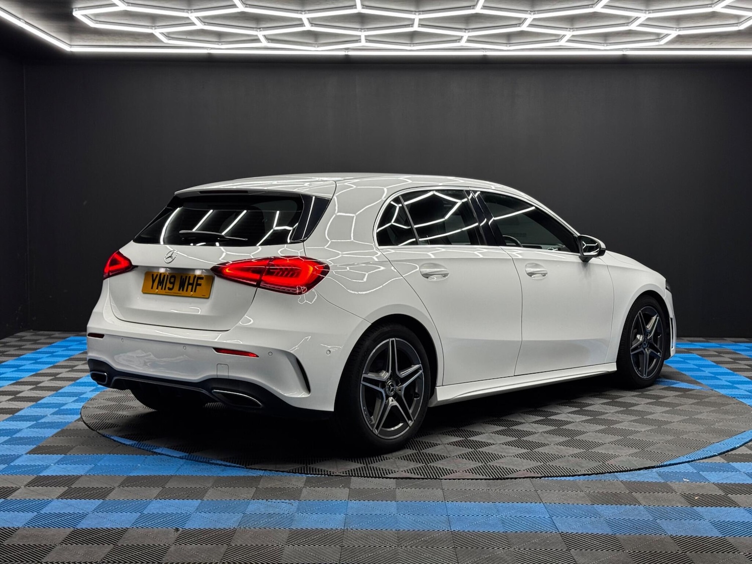 Used Mercedes-Benz A-Class 2019 for sale - 76377943: Photo 5
