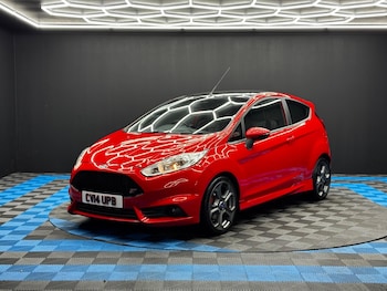 Used Ford Fiesta 2014 for sale - 76607424: Photo