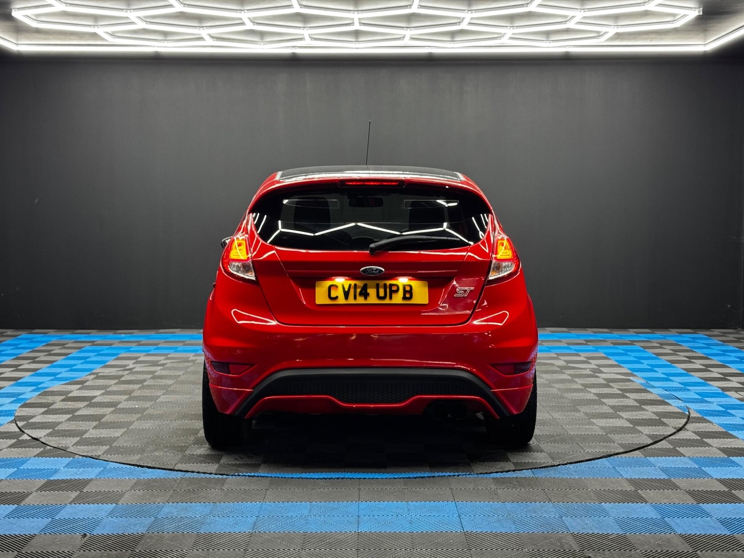 Used Ford Fiesta 2014 for sale - 76607424: Photo 6