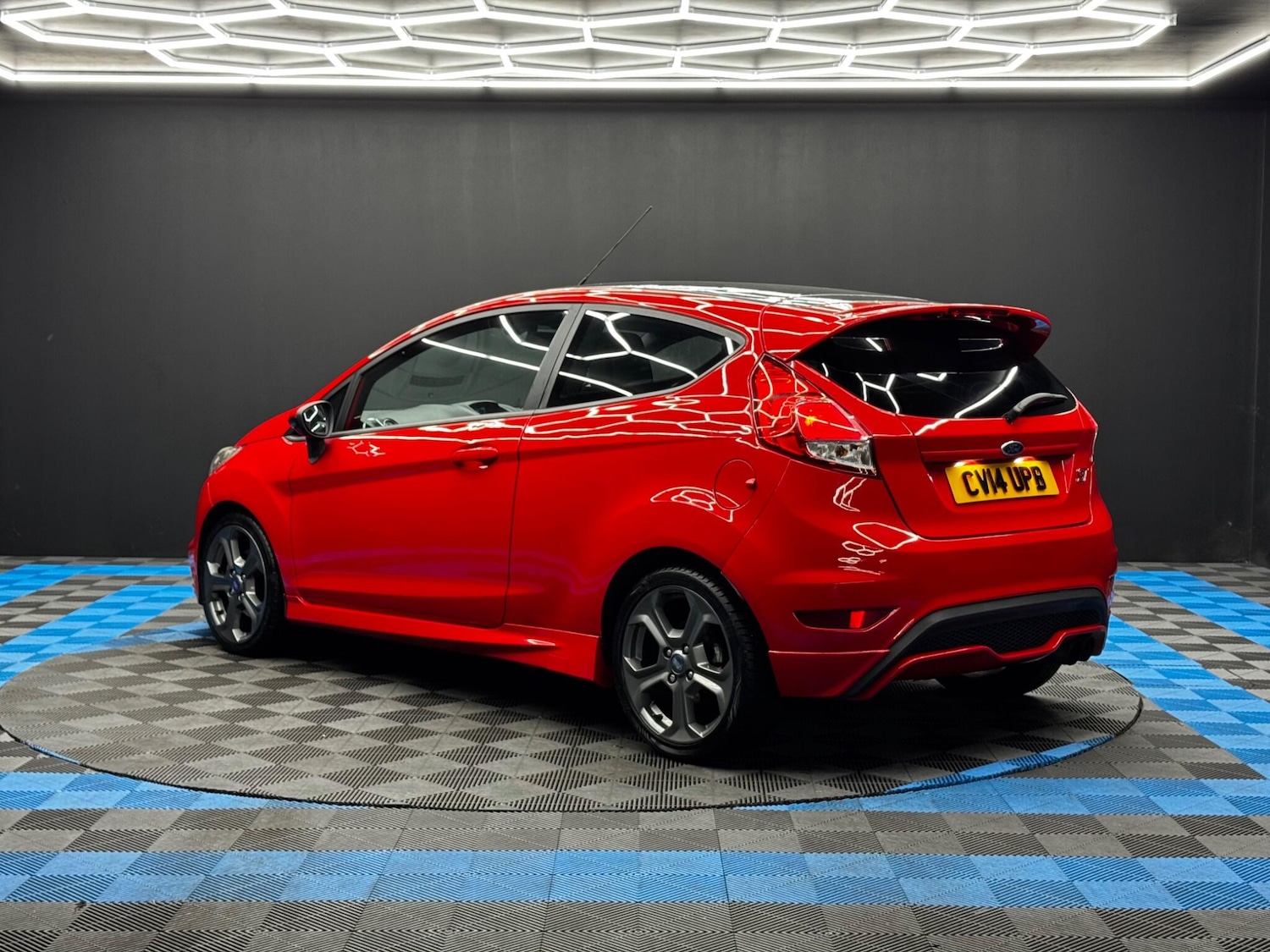 Used Ford Fiesta 2014 for sale - 76607424: Photo 7