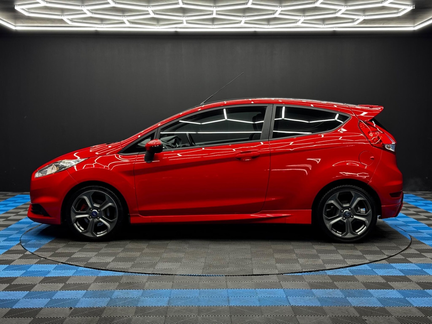 Used Ford Fiesta 2014 for sale - 76607424: Photo 8