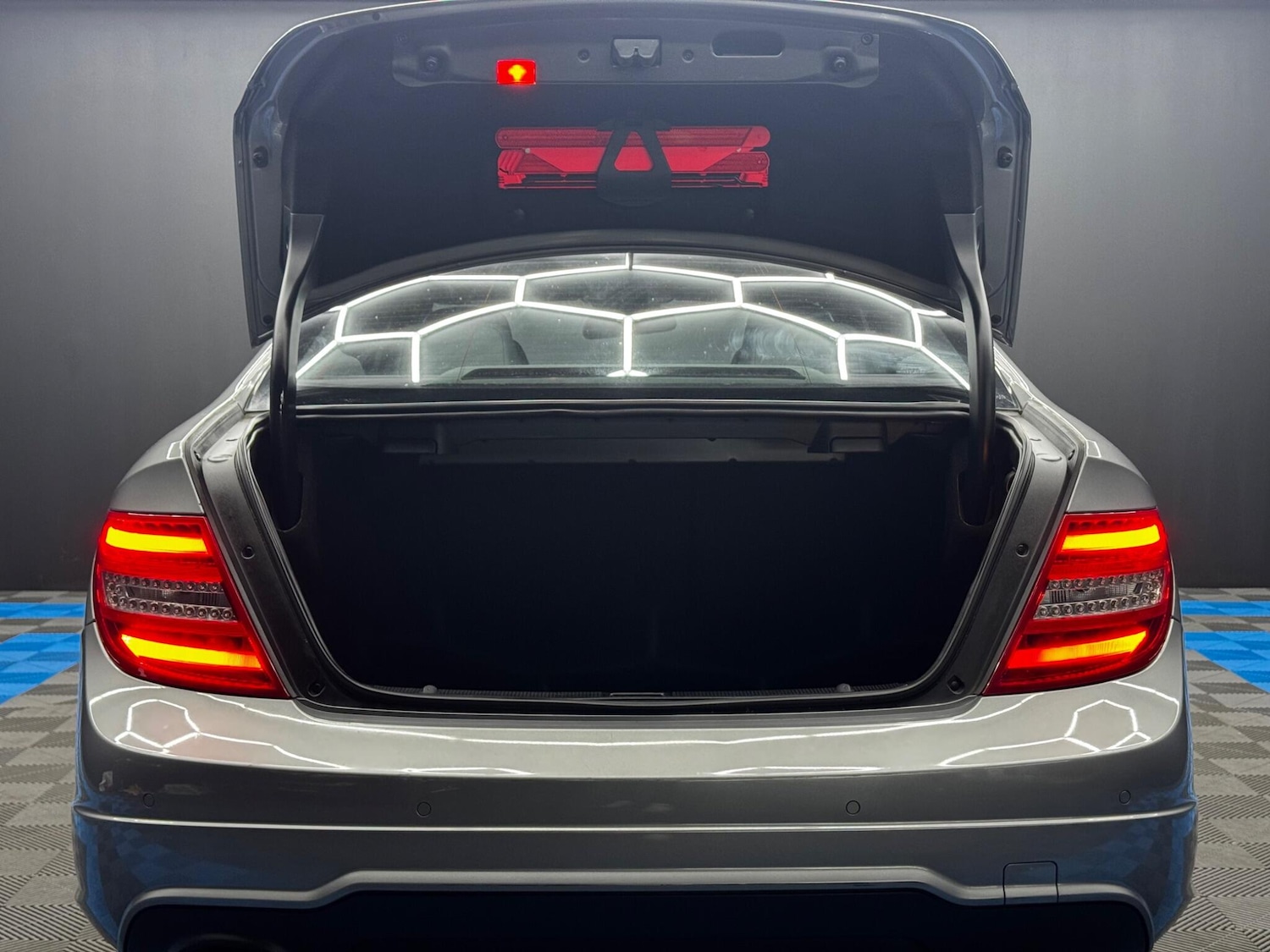 Used Mercedes-Benz C Class 2014 for sale - 76399216: Photo 34