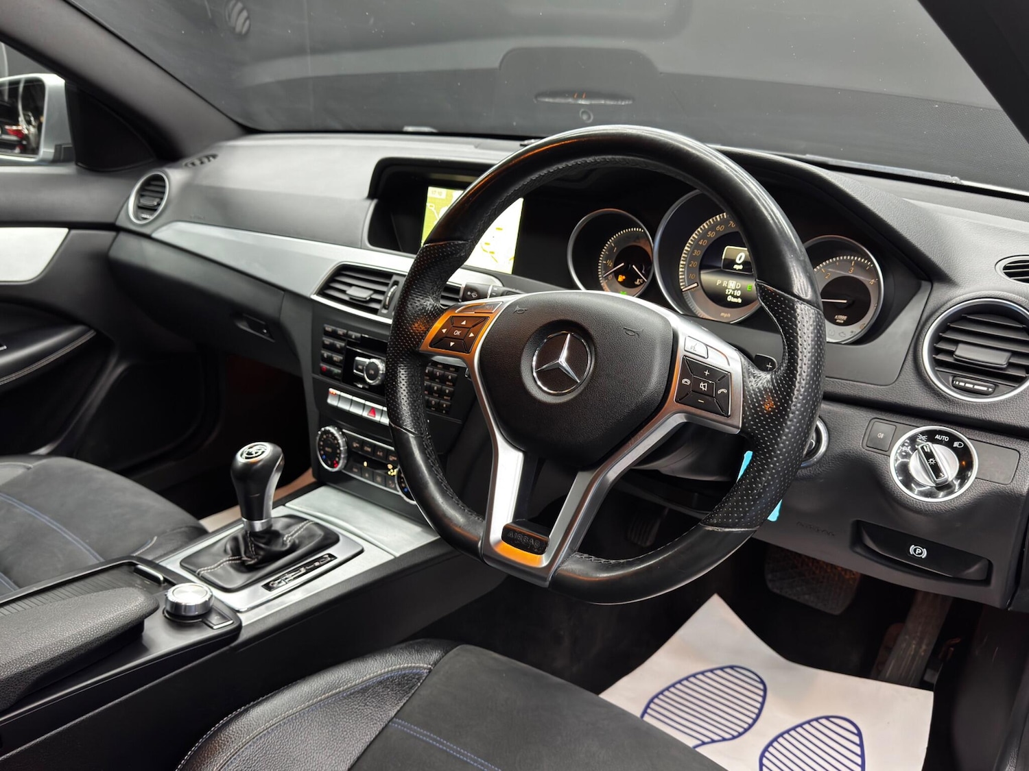 Used Mercedes-Benz C Class 2014 for sale - 76399216: Photo 9