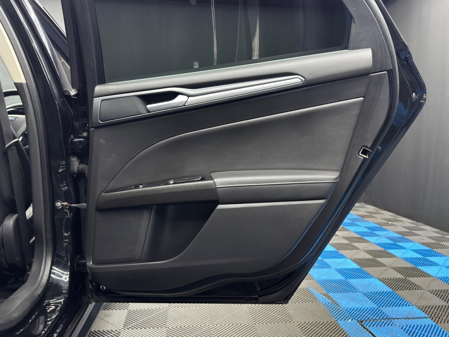 Used Ford Mondeo for sale - 78127792: Photo 42