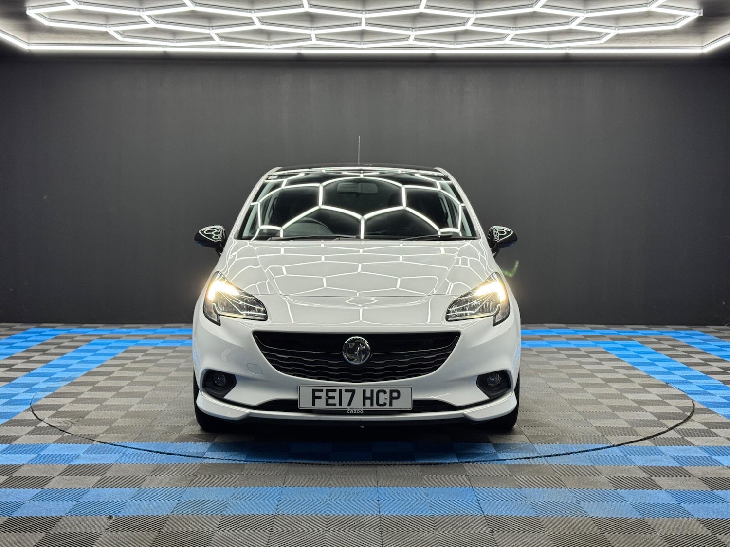 Used Vauxhall Corsa 2017 for sale - 76657814: Photo 2