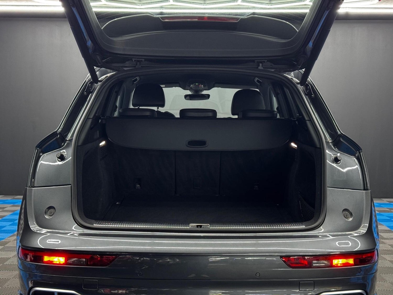 Used Audi Q5 2017 for sale - 78116173: Photo 41